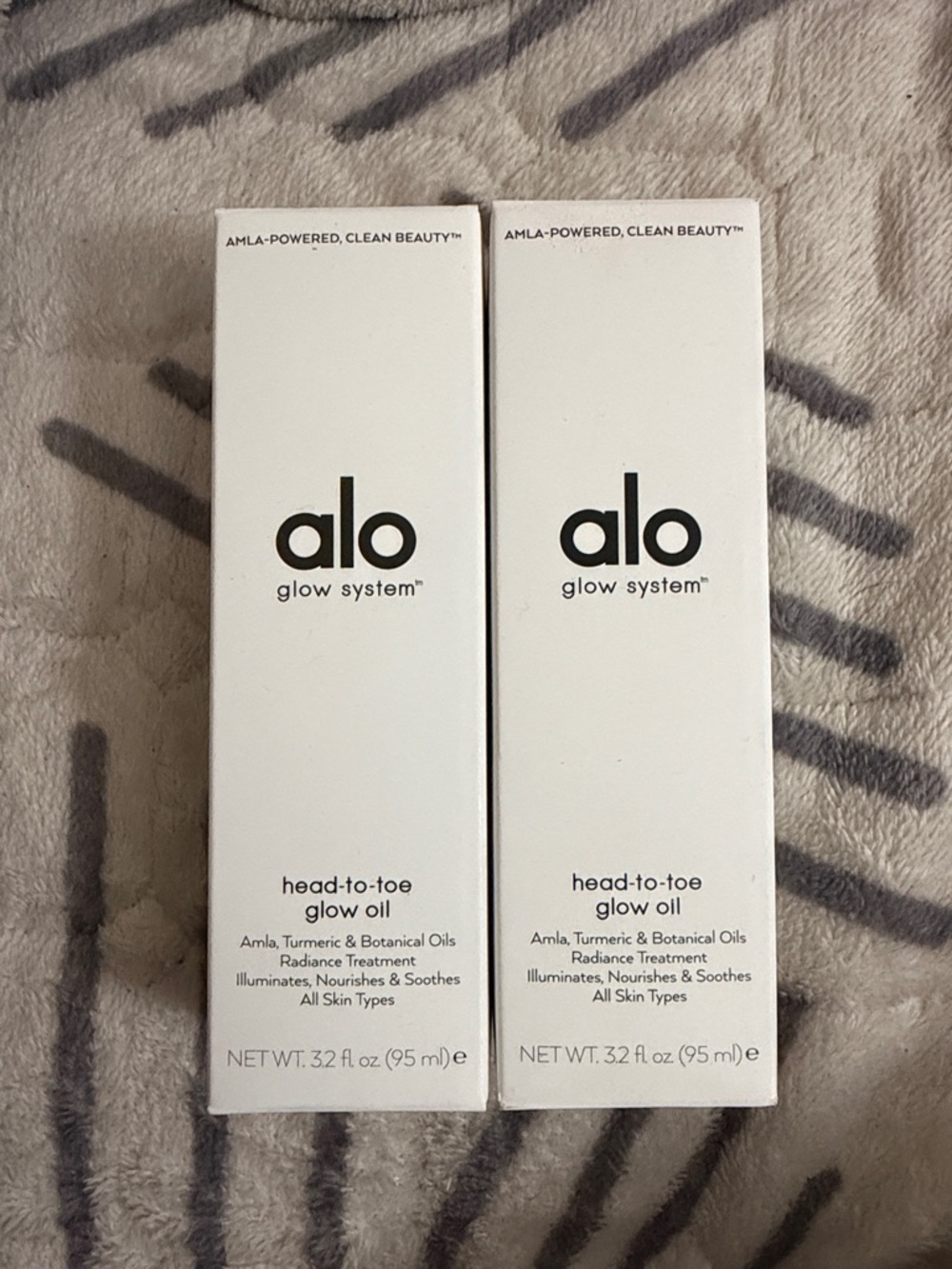 2 bottles sealed ALO YOGA SKINCARE Head-To-Toe Glow Oil